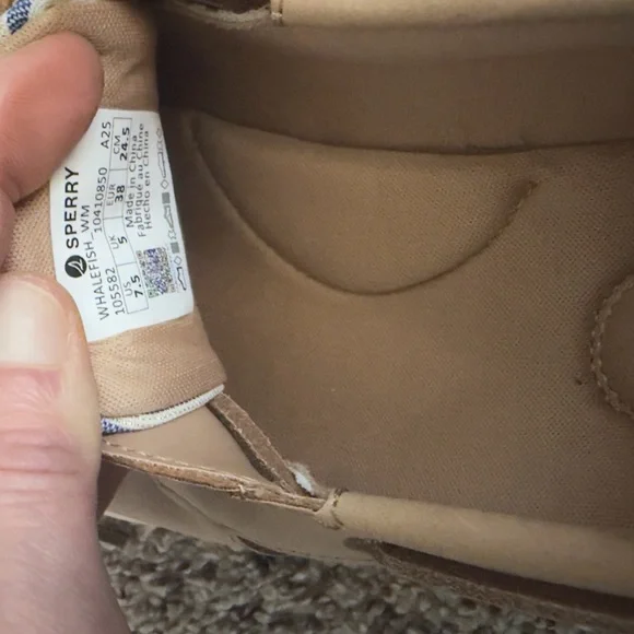 Brand new, hard to find Sperrys in Whalefish - size 7.5 - Picture 3 of 6